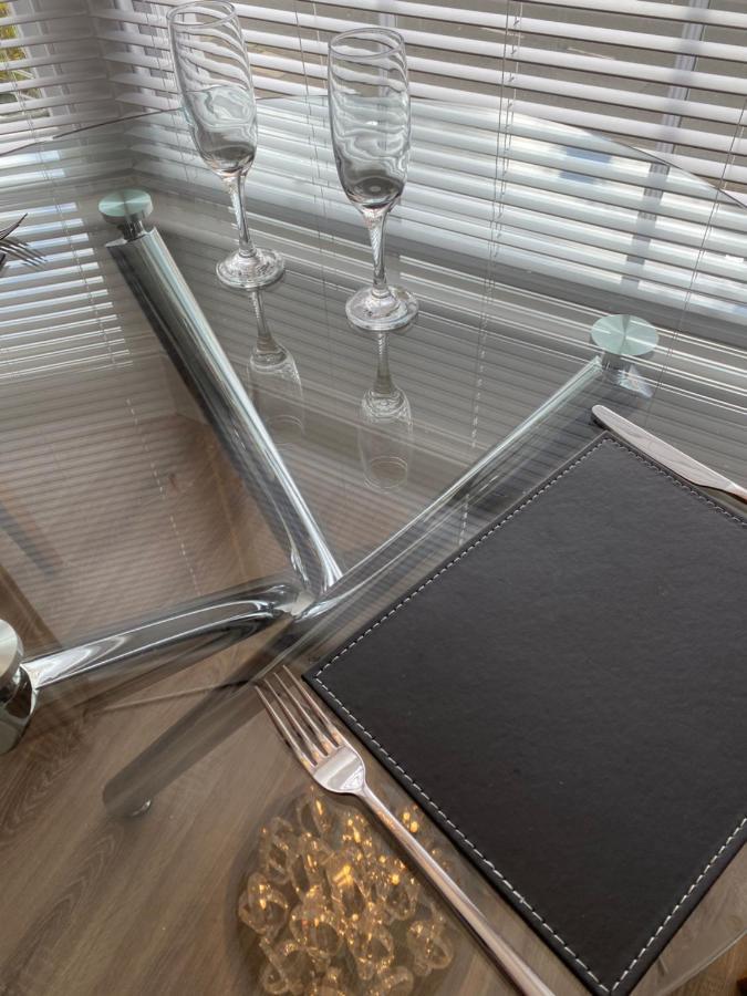 The Maureen Suite Llandudno Luaran gambar