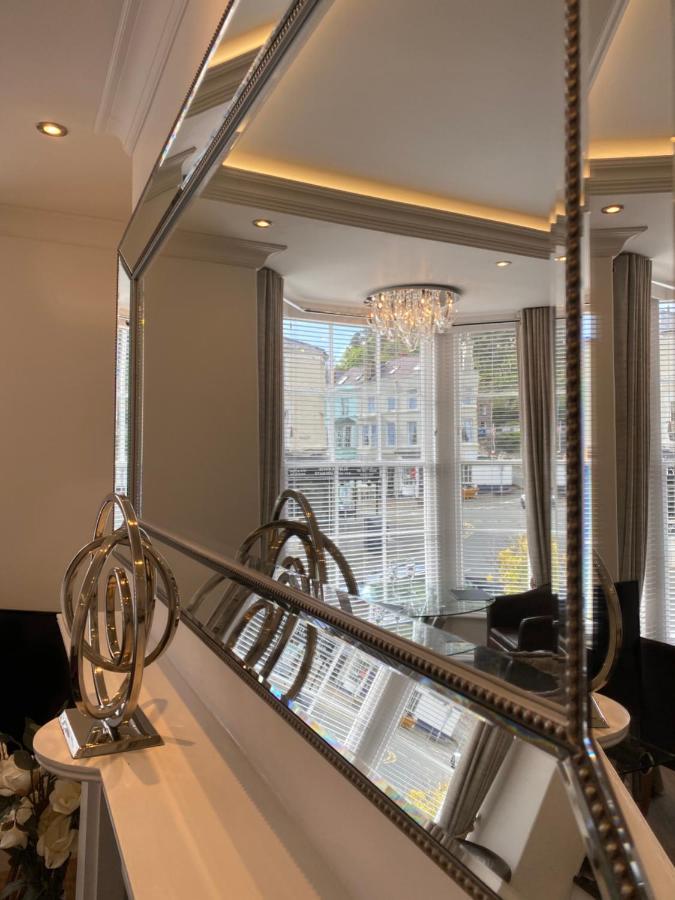 The Maureen Suite Llandudno Luaran gambar