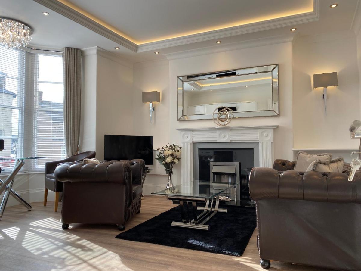 The Maureen Suite Llandudno Luaran gambar