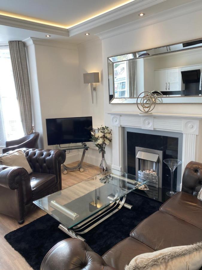 The Maureen Suite Llandudno Luaran gambar